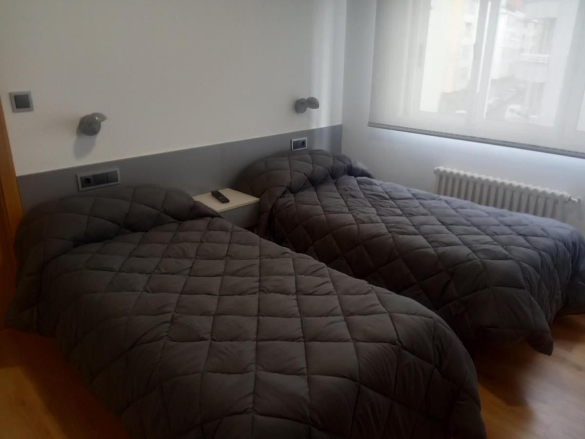 Hostal Outarelo Оренсе Екстер'єр фото