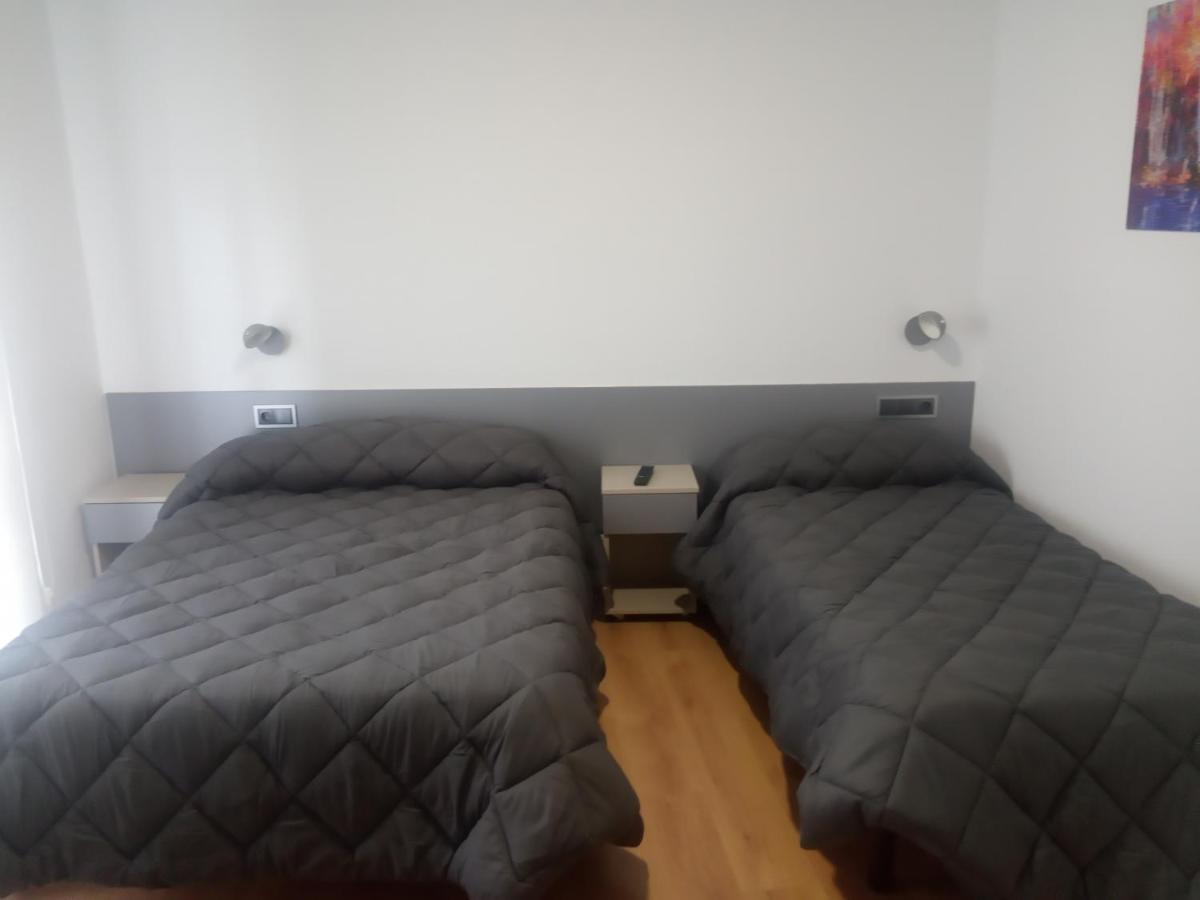 Hostal Outarelo Оренсе Екстер'єр фото