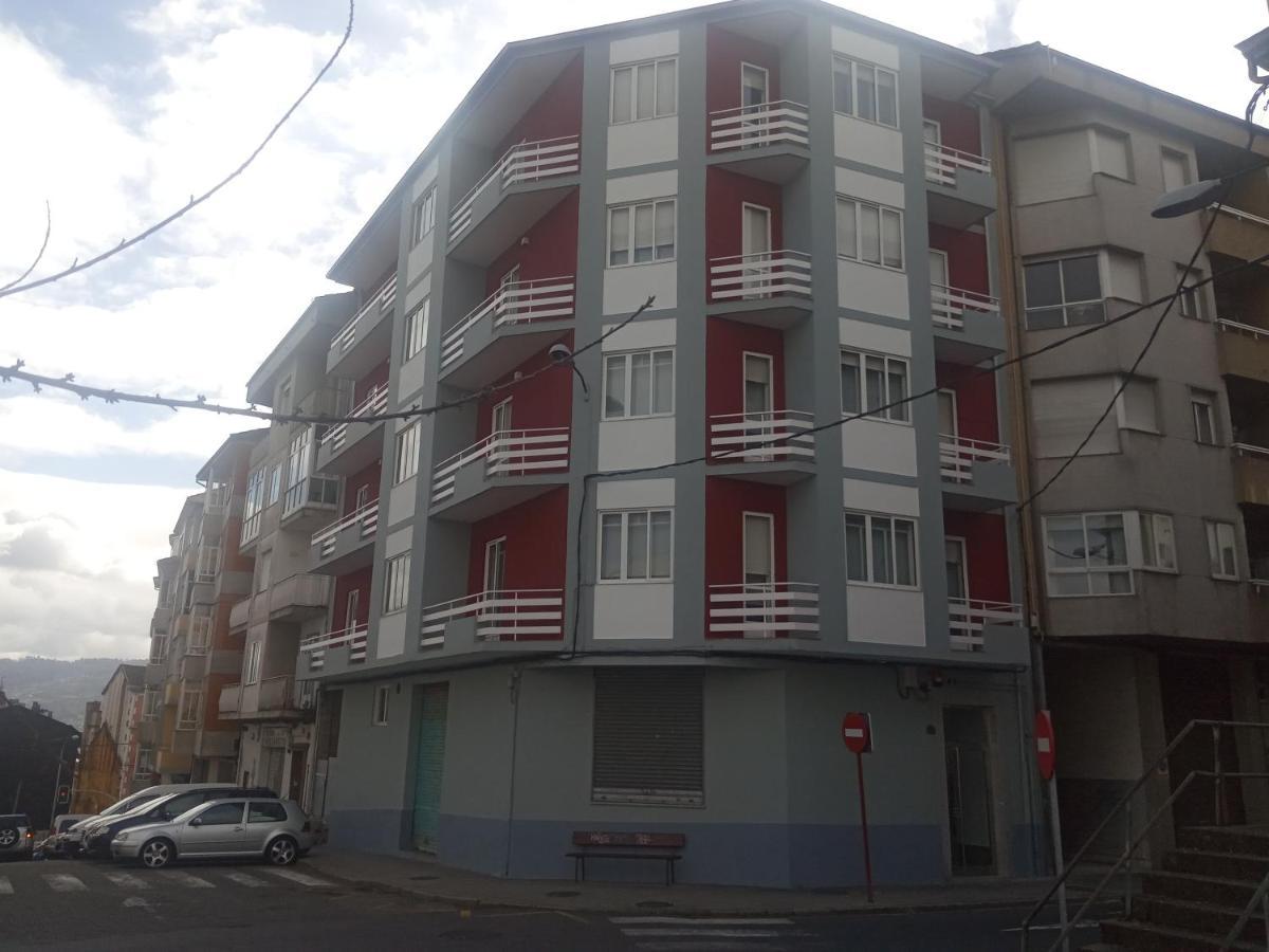 Hostal Outarelo Оренсе Екстер'єр фото